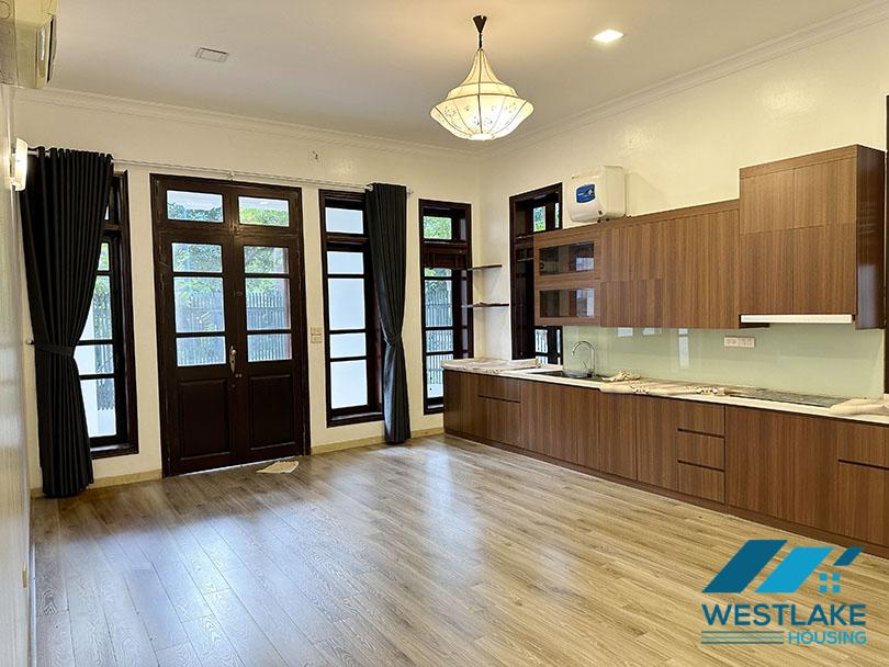 Cho thuê biệt thự rộng tại Khu C – Ciputra, Tây Hồ Cho thuê biệt thự rộng tại Khu C – Ciputra, Tây Hồ