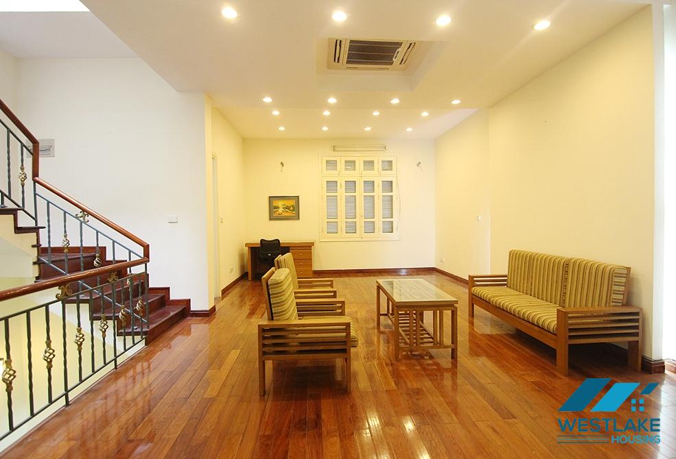 4 bedrooms villa for rent in T block, Ciputra, Tay Ho, Ha Noi 4 bedrooms villa for rent in T block, Ciputra, Tay Ho, Ha Noi