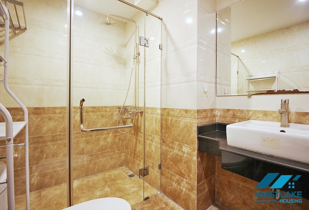 Spacious 04 bedrooms apartment on Xuan Dieu street for rent in Tay Ho, Ha Noi Spacious 04 bedrooms apartment on Xuan Dieu street for rent in Tay Ho, Ha Noi