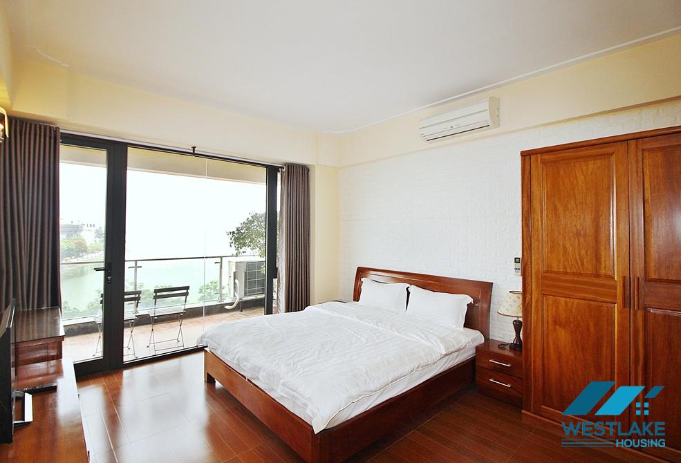 Spacious 04 bedrooms apartment on Xuan Dieu street for rent in Tay Ho, Ha Noi Spacious 04 bedrooms apartment on Xuan Dieu street for rent in Tay Ho, Ha Noi