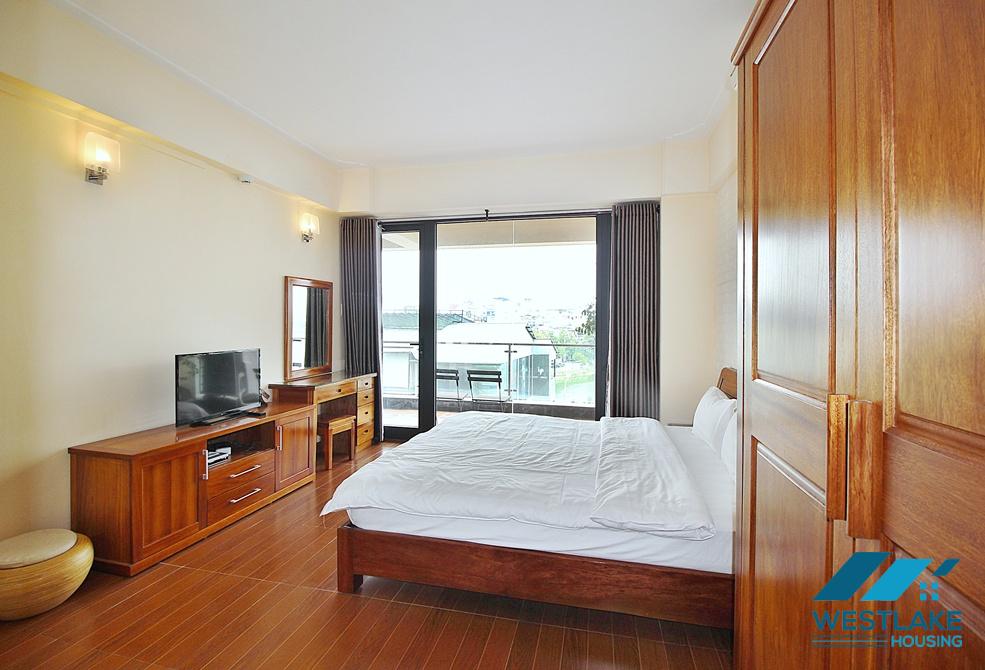 Spacious 04 bedrooms apartment on Xuan Dieu street for rent in Tay Ho, Ha Noi Spacious 04 bedrooms apartment on Xuan Dieu street for rent in Tay Ho, Ha Noi