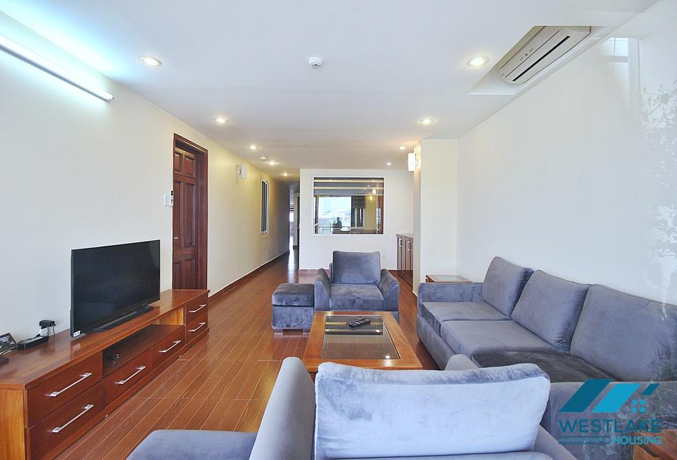 Spacious 04 bedrooms apartment on Xuan Dieu street for rent in Tay Ho, Ha Noi Spacious 04 bedrooms apartment on Xuan Dieu street for rent in Tay Ho, Ha Noi