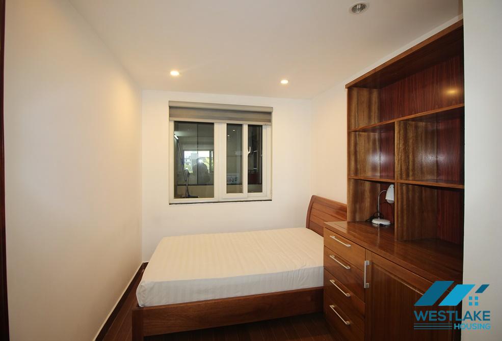 Large size 04 bedroom apartment for rent in Tay Ho, Ha Noi Large size 04 bedroom apartment for rent in Tay Ho, Ha Noi