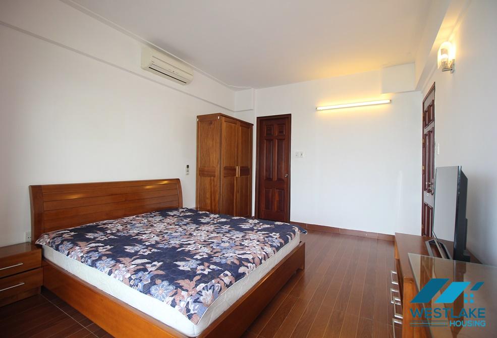 Large size 04 bedroom apartment for rent in Tay Ho, Ha Noi Large size 04 bedroom apartment for rent in Tay Ho, Ha Noi