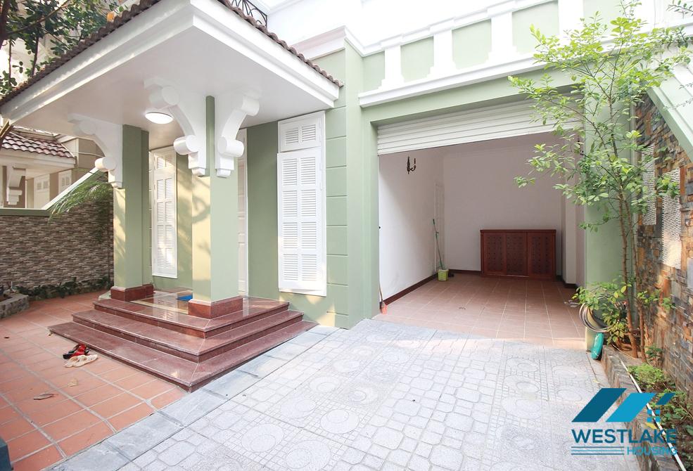 A luxury four-bedroom villa with a garage in Ciputra, Tay Ho district, Hanoi