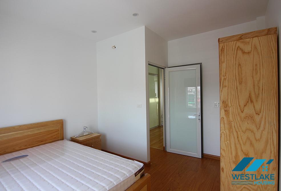 Cho Thuê Căn Hộ 2 Phòng Ngủ Rộng Đẹp, Ban Công View Hồ Thoáng Mát Tại Vũ Miên Tây Hồ, Hà Nội.