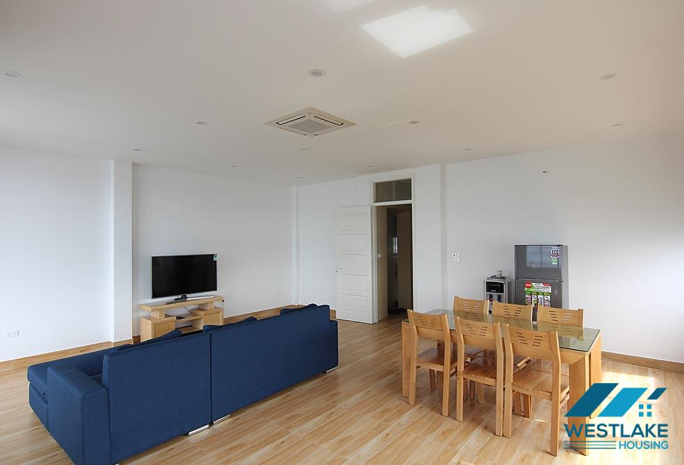 Cho Thuê Căn Hộ 2 Phòng Ngủ Rộng Đẹp, Ban Công View Hồ Thoáng Mát Tại Vũ Miên Tây Hồ, Hà Nội.