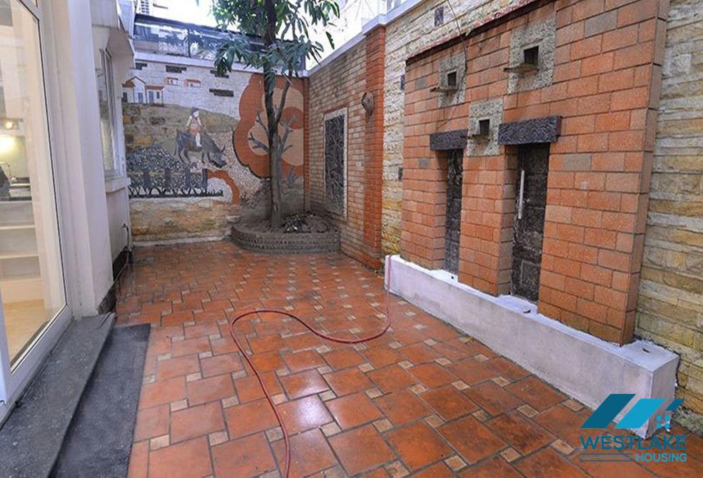 Biệt thự hiện đại có vườn tại Ciputra – Khu T, Tây Hồ