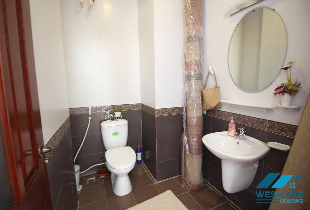 Spacious house with open living room and nice bathrooms to rent in Ciputra