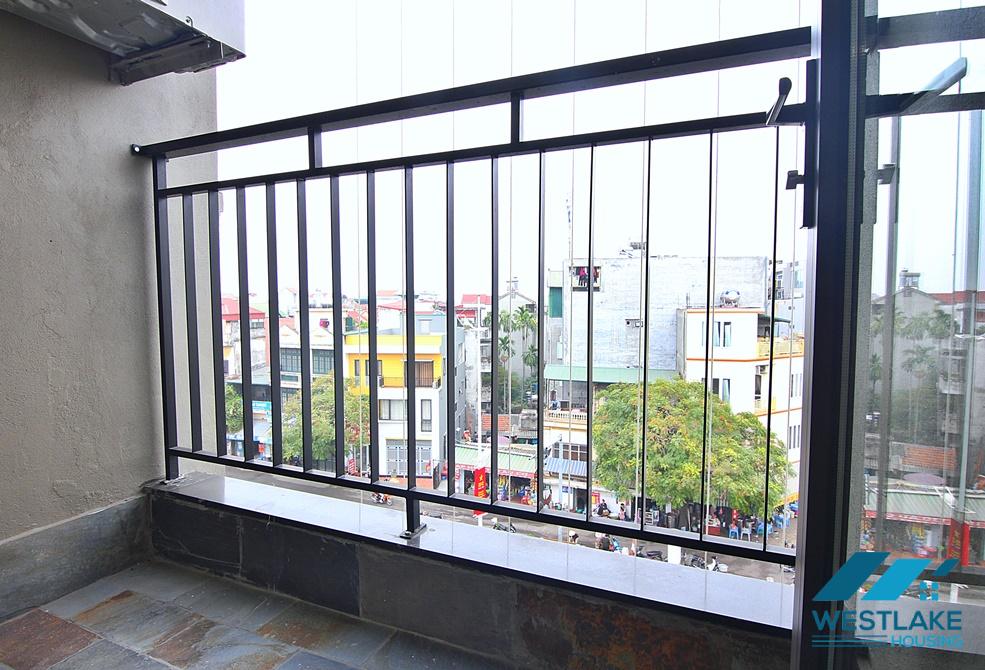 A nice and bright studio for rent in Au Co, Tay Ho, Ha Noi