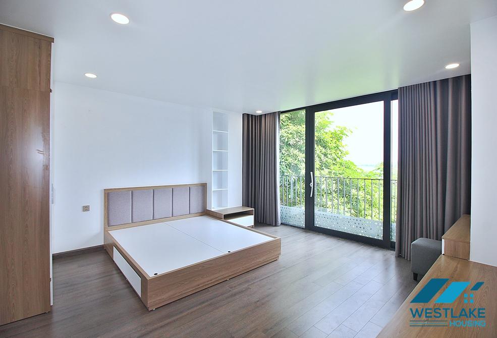 Lake view and brand new 2 beds apartment for rent in Nguyen Dinh Thi st, Tay Ho ward, Ha Noi