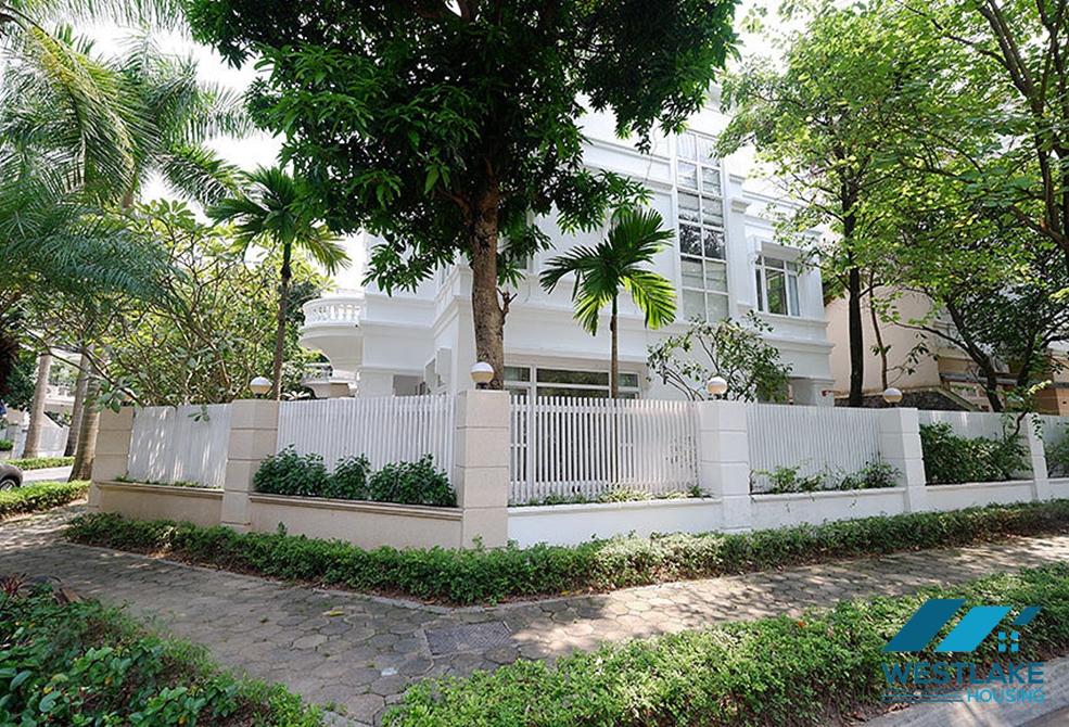 Garden and spacious villa for rent in T block, Ciputra area, Tay Ho, Ha Noi