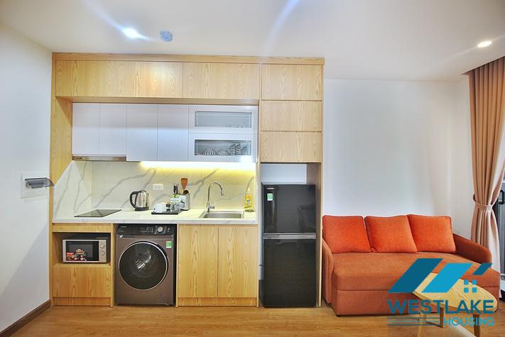 Cho Thuê Căn Hộ 1 Phòng Ngủ Mới, Đẹp Sáng Thoáng Tại Tô Ngọc Vân Tây Hồ, Hà Nội