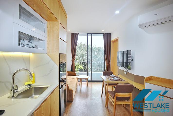 Căn Hộ 1 Phòng Ngủ Mới Đẹp, Ban Công Vieu Hồ Sáng Thoáng Tại Tô Ngọc Vân Tây Hồ, Hà Nội