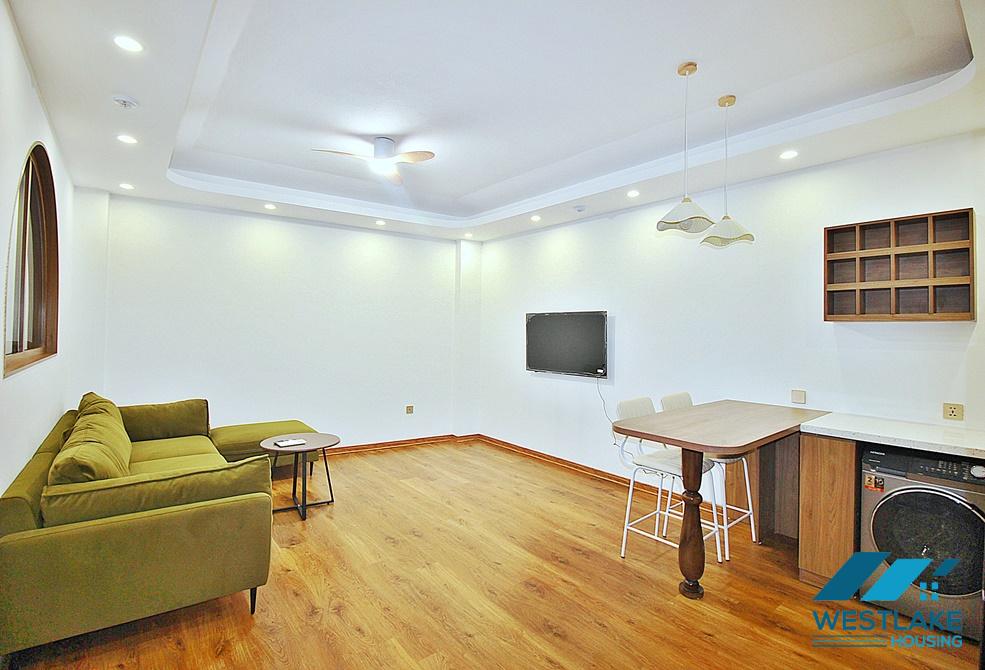 Beautiful One-Bedroom Apartment for Rent on Vu Mien Street, Tay Ho, Hanoi