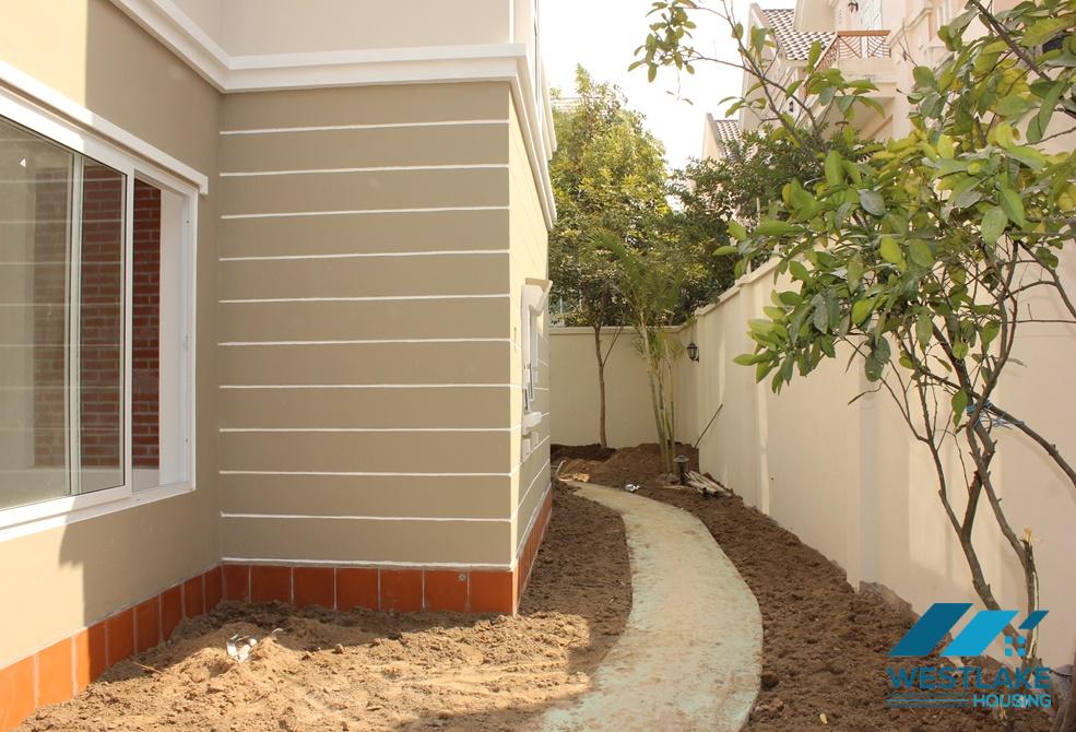 Cho thuê nhà đẹp, hiện đại tại khu đô thị Ciputra, Tây Hồ.