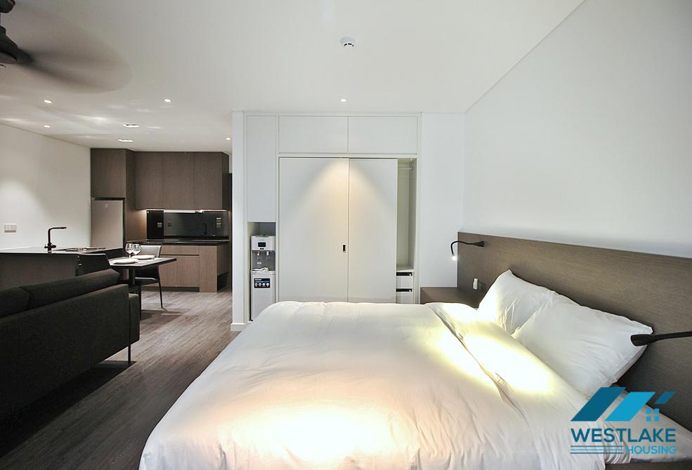 Modern and beautiful studio apartment for rent in Xuan Dieu, Tay Ho, Ha Noi