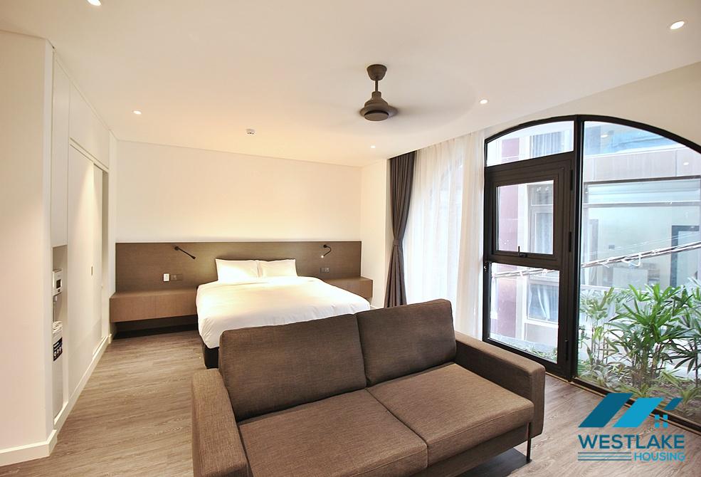 Modern and beautiful studio apartment for rent in Xuan Dieu, Tay Ho, Ha Noi