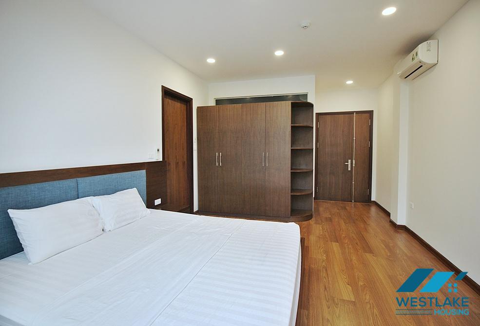 Beautiful and cosy 2-bedrooms apartment in Xuan Dieu area, Tay Ho, Ha Noi