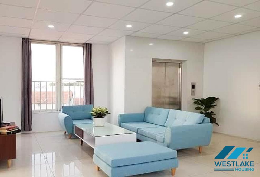 A nice and clean 3 bedroom apartment for rent in Au Co, Tay Ho