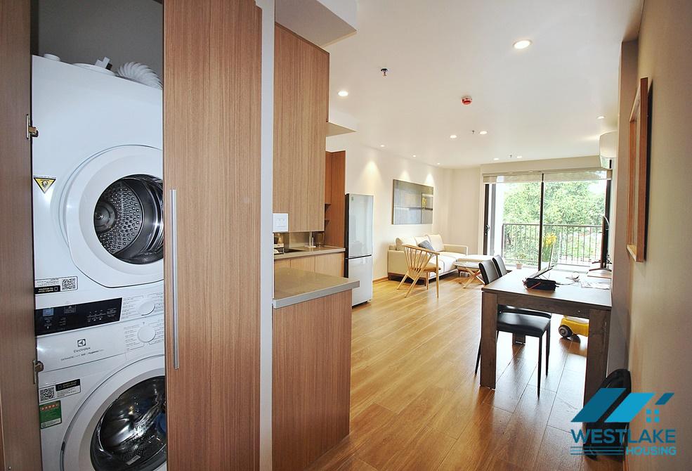 Cho Thuê Căn Hộ 2 Phòng Ngủ Đẹp Tại Đường Võng Thị, Tây Hồ, Hà Nội.