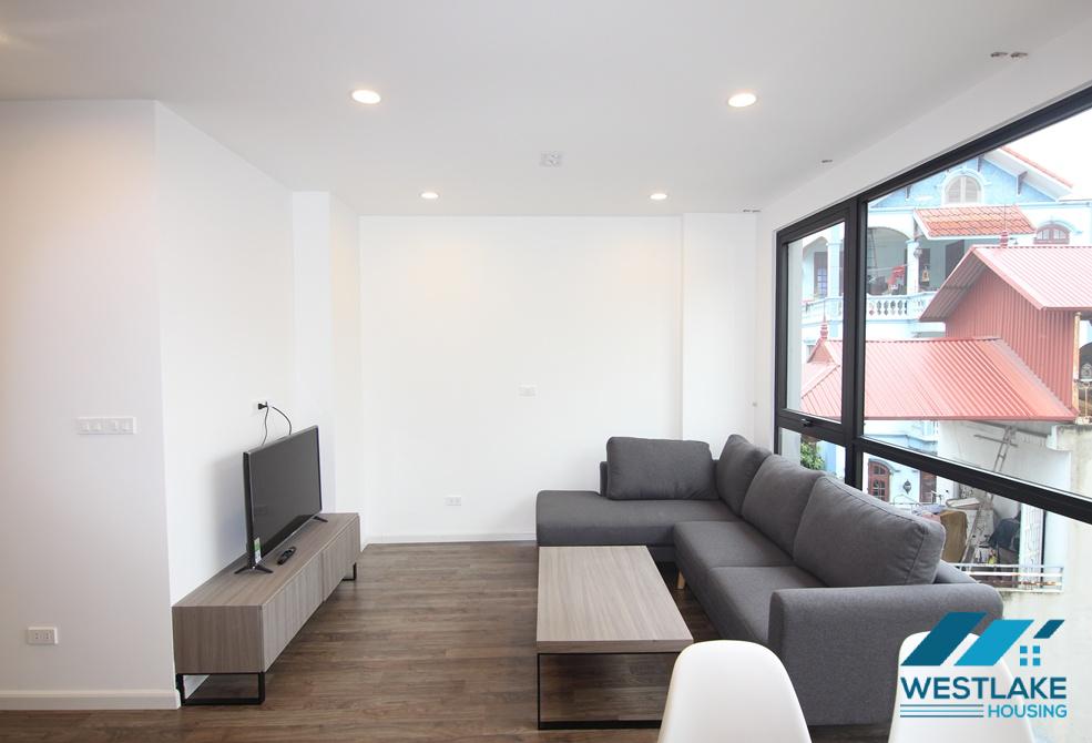 Nice 02 bedrooms apartment for rent in Au Co, Tay Ho, Ha Noi