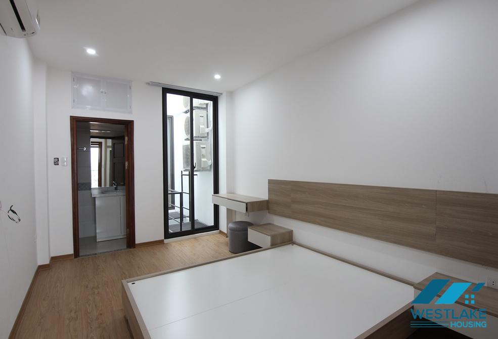 Good price, 2 bedrooms apartment for rent in Au Co street, Hanoi.