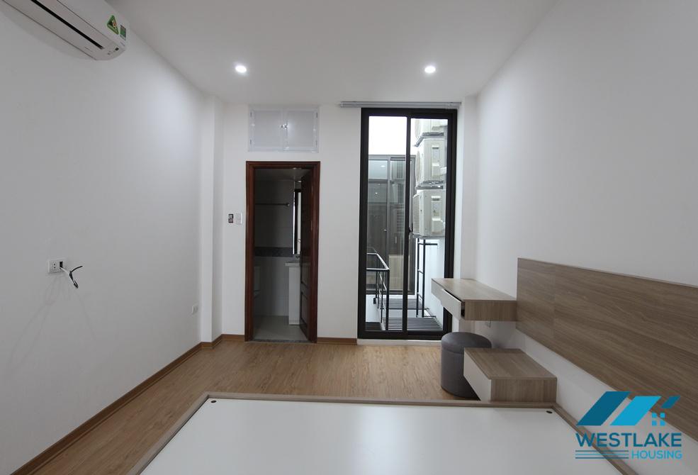 Good price, 2 bedrooms apartment for rent in Au Co street, Hanoi.