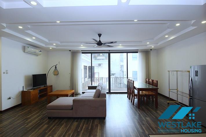 Cosy 03 bedrooms apartment for rent in Au Co area, Tay Ho, Ha Noi