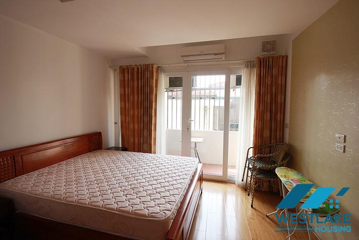 Căn Hộ 02 Phòng Ngủ Rộng, Thoáng Sáng  Cho Thuê Tại Phố Trịnh Công Sơn Tây Hồ, Hà Nội