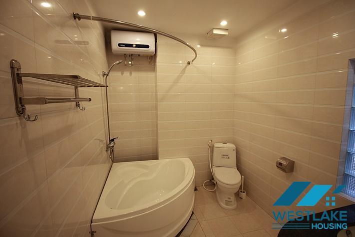 Căn Hộ 02 Phòng Ngủ Rộng, Thoáng Sáng  Cho Thuê Tại Phố Trịnh Công Sơn Tây Hồ, Hà Nội