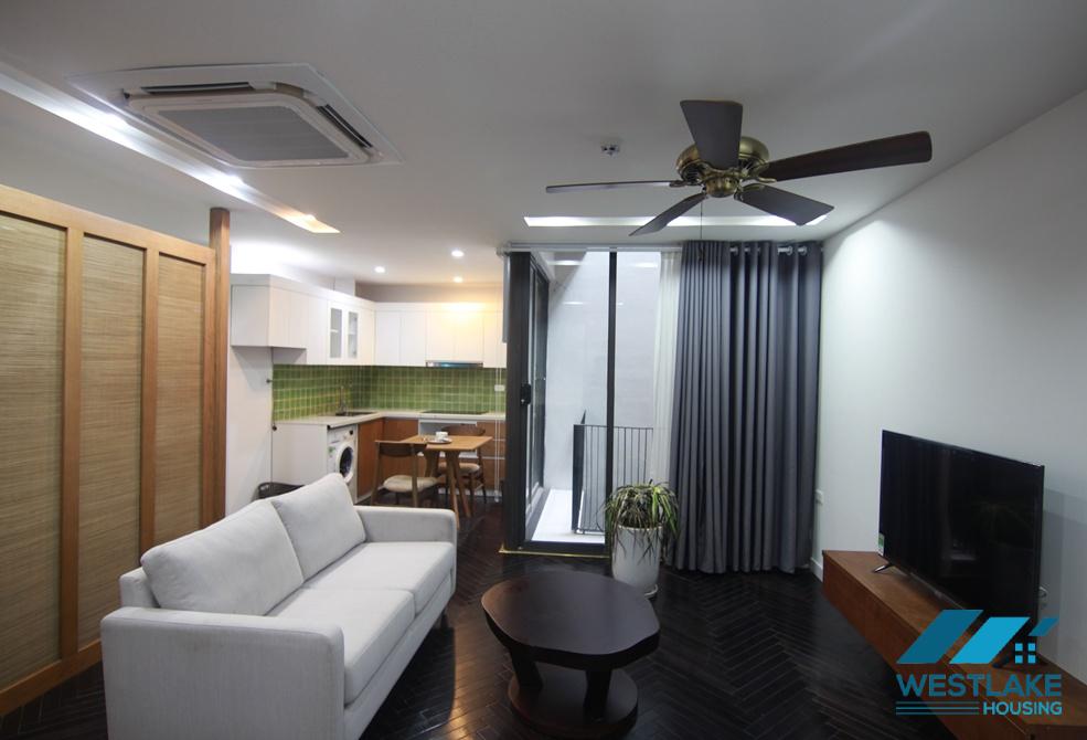 Beautiful studio apartment for rent in Tu Hoa area, Tay Ho, Ha Noi