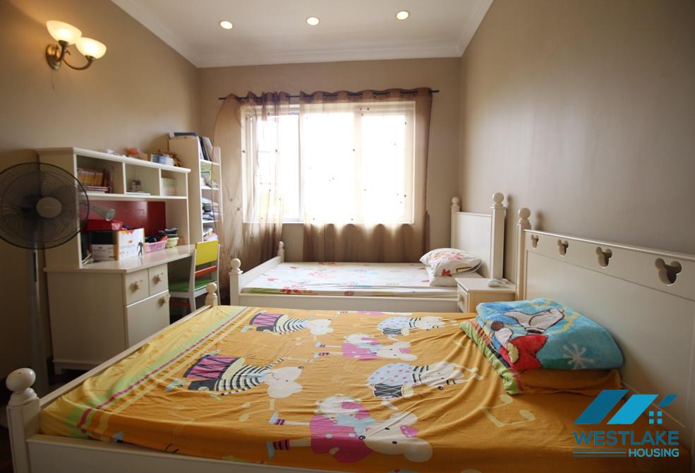 Cho thuê biệt thự độc lập xanh mát tại Ciputra, Tây Hồ, Hà Nội Cho thuê biệt thự độc lập xanh mát tại Ciputra, Tây Hồ, Hà Nội