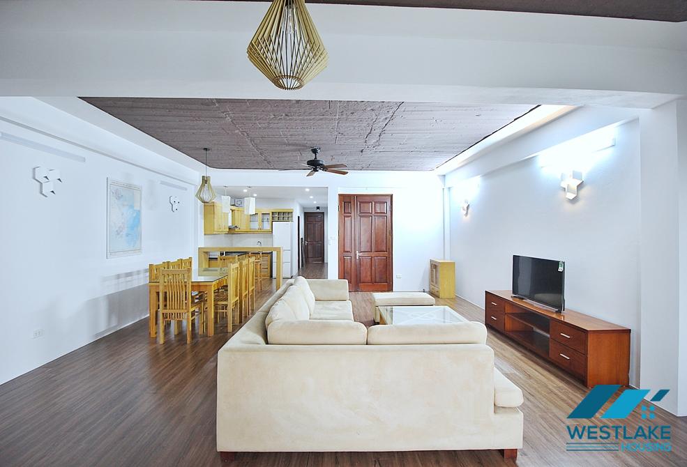 Cho Thuê Căn Hộ Hai Phòng Ngủ Ban Công Rộng, View Hồ Thoáng Mát Tại Đường Nhật Chiêu Tây Hồ, Hà Nội. Cho Thuê Căn Hộ Hai Phòng Ngủ Ban Công Rộng, View Hồ Thoáng Mát Tại Đường Nhật Chiêu Tây Hồ, Hà Nội.