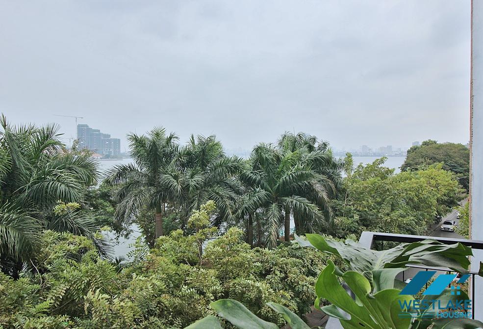 Cho Thuê Căn Hộ Hai Phòng Ngủ Ban Công Rộng, View Hồ Thoáng Mát Tại Đường Nhật Chiêu Tây Hồ, Hà Nội. Cho Thuê Căn Hộ Hai Phòng Ngủ Ban Công Rộng, View Hồ Thoáng Mát Tại Đường Nhật Chiêu Tây Hồ, Hà Nội.