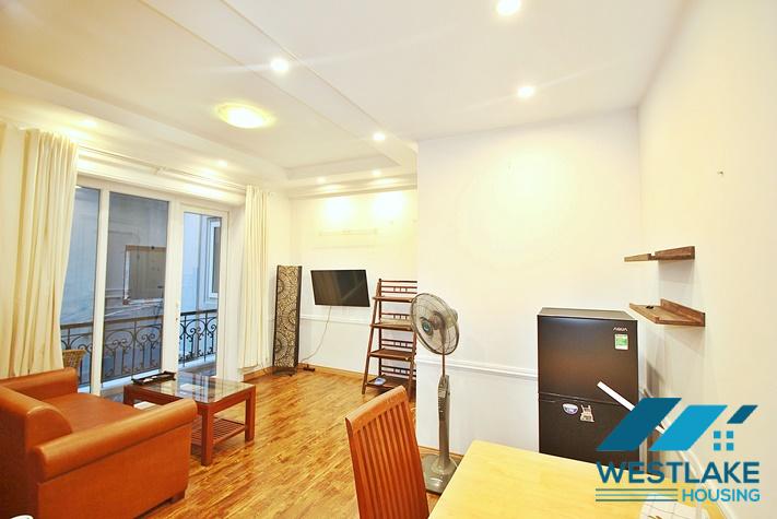 Spacious studio apartment for rent at an affordable price on Vu Mien Street, Tay Ho, Hanoi. Spacious studio apartment for rent at an affordable price on Vu Mien Street, Tay Ho, Hanoi.