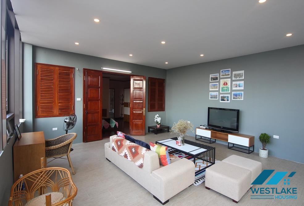 Tay Ho stylish apartment for rent by the lake with balcony