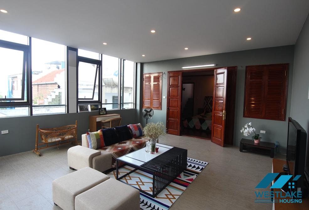 Tay Ho stylish apartment for rent by the lake with balcony
