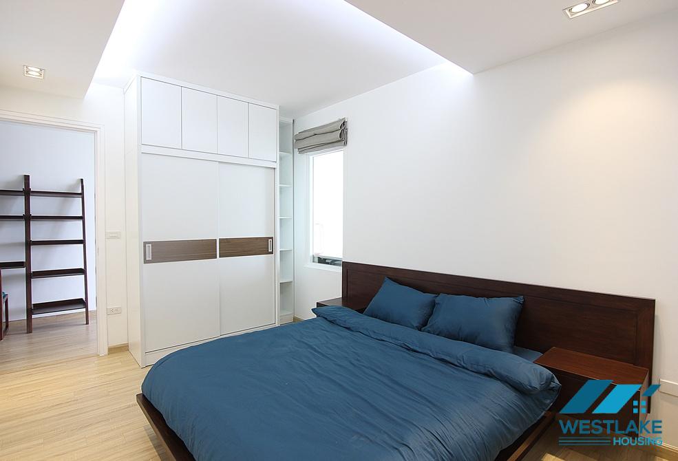 Beautiful lake view 02 bedrooms apartment for rent on Quang An street, Tay Ho, Ha Noi Beautiful lake view 02 bedrooms apartment for rent on Quang An street, Tay Ho, Ha Noi