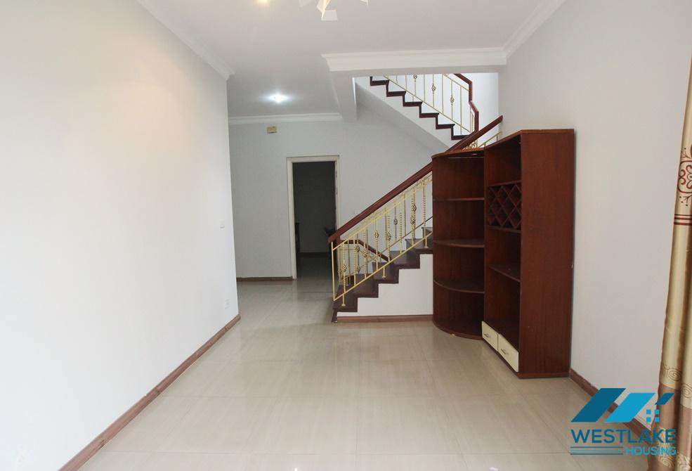 Cho thuê nhà ấm cúng tại khu T – Ciputra, Tây Hồ, Hà Nội Cho thuê nhà ấm cúng tại khu T – Ciputra, Tây Hồ, Hà Nội