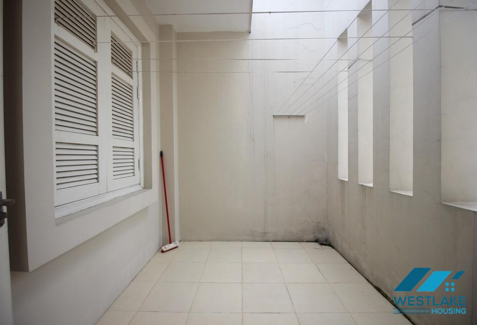 Cho thuê nhà đẹp tại Ciputra, Tây Hồ, Hà Nội. Cho thuê nhà đẹp tại Ciputra, Tây Hồ, Hà Nội.