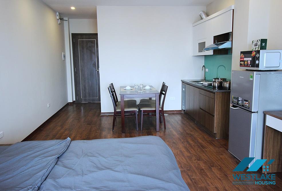 Cho Thuê Căn Hộ Studio Tầng Cao, Hoàn Toàn Mới Tại Đường Nhật Chieu, Tây Hồ, Hà Nội