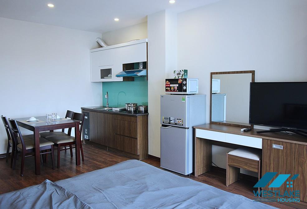 Cho Thuê Căn Hộ Studio Tầng Cao, Hoàn Toàn Mới Tại Đường Nhật Chieu, Tây Hồ, Hà Nội