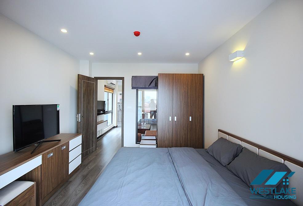 Cho Thuê Căn Hộ 1 Phòng Ngủ Hoàn Toàn Mới, View Hồ, Tại Đường Nhật Chiêu Tây Hồ, Hà Nội