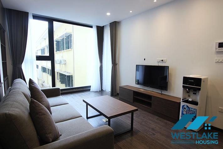 Cho Thuê Căn Hộ 1 Phòng Ngủ Hiện Đại Tại Tây Hồ, Hà Nội.