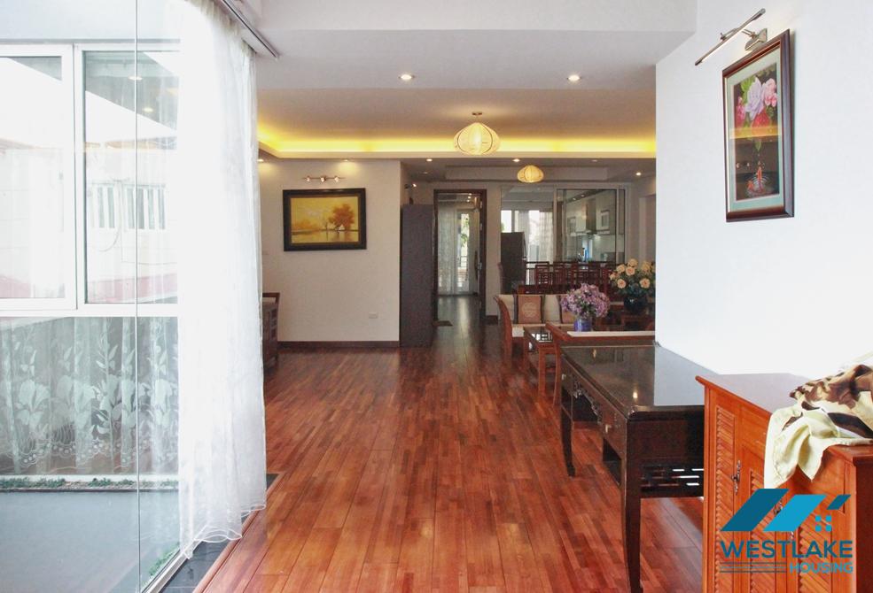 Large sized beautiful apartment for rent on Trich Sai, Tay Ho, Ha Noi Large sized beautiful apartment for rent on Trich Sai, Tay Ho, Ha Noi