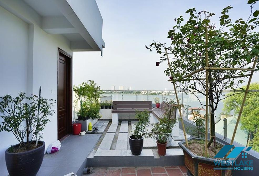 Lovely duplex apartment for rent on Vong Thi, Tay Ho, Ha Noi