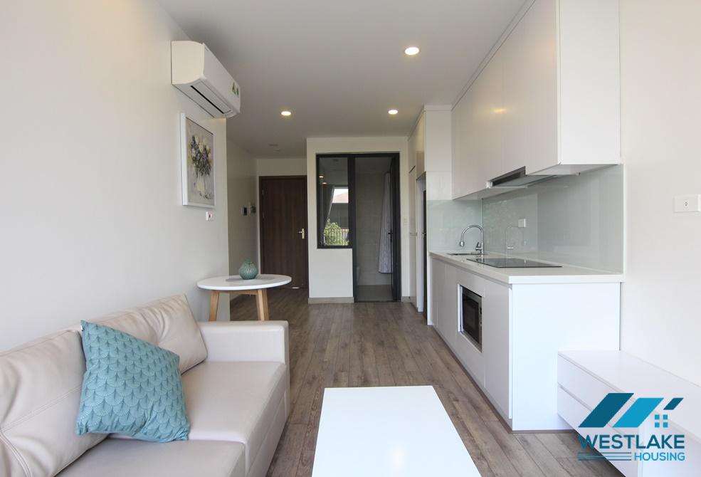 Cho Thuê Căn Hộ 1 Phòng Ngủ Sáng Thoáng, Hiện Đại, Mới Đẹp Trên Đường Tô Ngọc Vân Tây Hồ, Hà Nội.