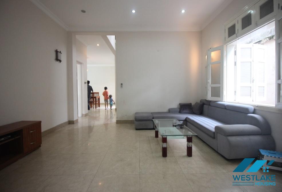 Cho thuê nhà đẹp tại Khu đô thị Ciputra – Tây Hồ, Hà Nội