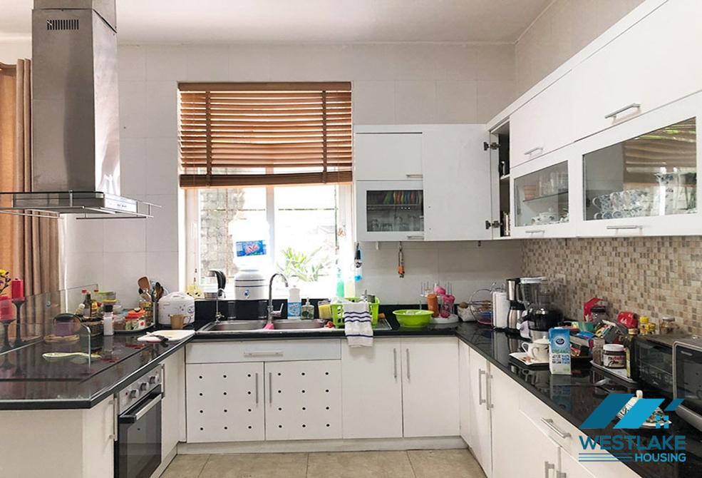 Cho thuê nhà 5 phòng ngủ tại Khu đô thị Ciputra – Hà Nội Cho thuê nhà 5 phòng ngủ tại Khu đô thị Ciputra – Hà Nội